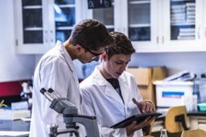 Consejos para iniciar su propio negocio basado en laboratorio