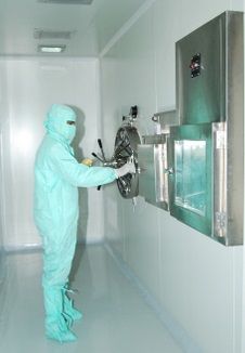 ¿Cómo lidiar con derrames peligrosos de laboratorio? 2 Imagen 077